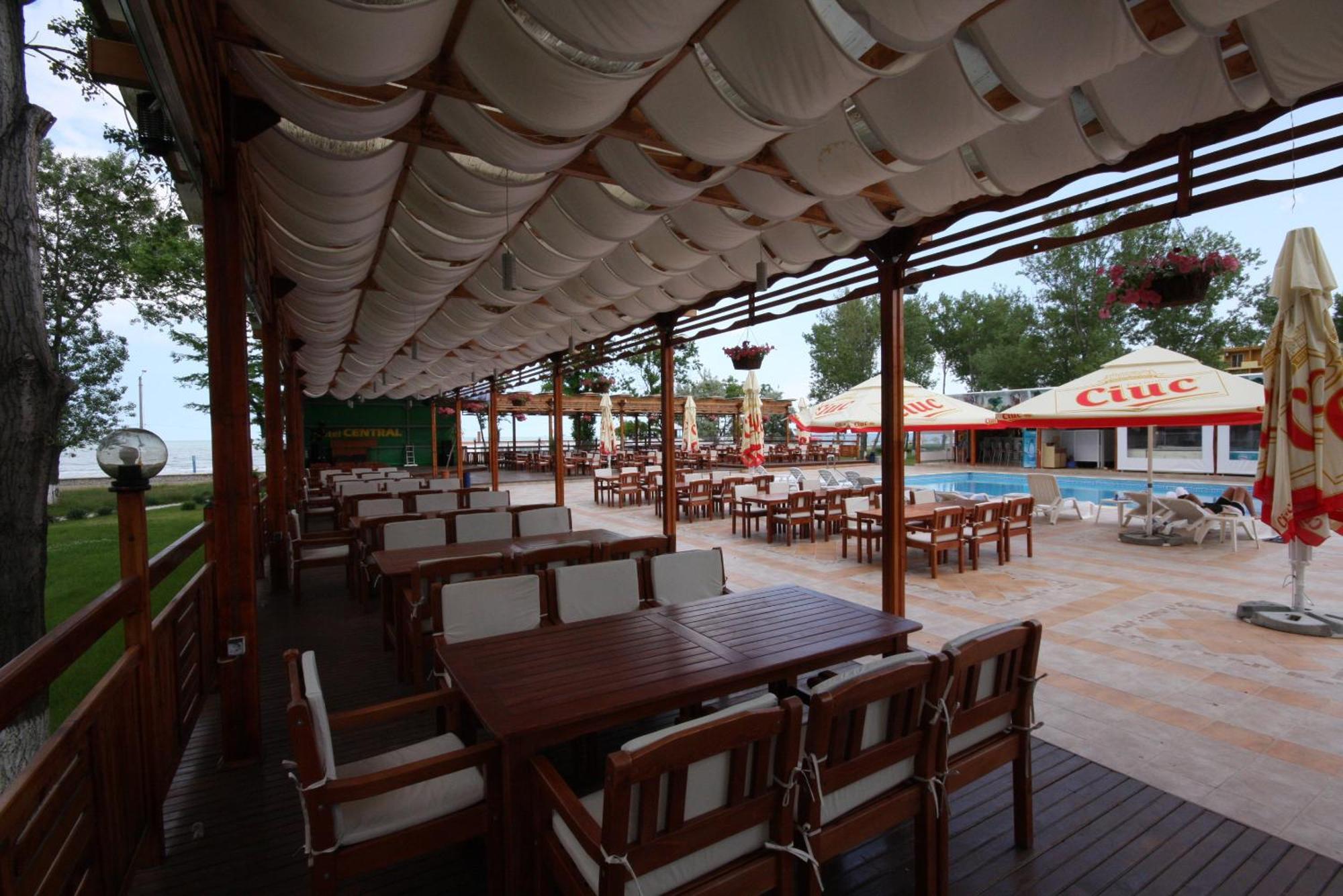 Hotel Central Mamaia Luaran gambar